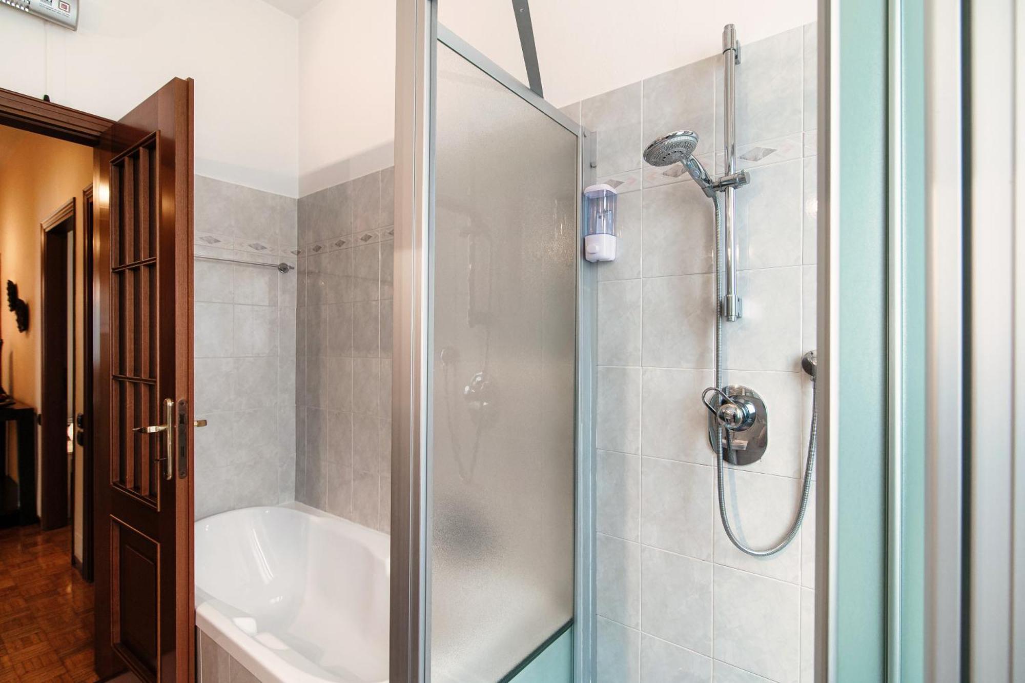 Vista Lario Apartment - Aqua Apartments Cernobbio Luaran gambar